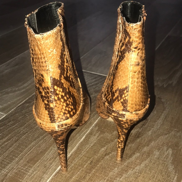 Snake patterned boots by Zara - Picture 5 of 6